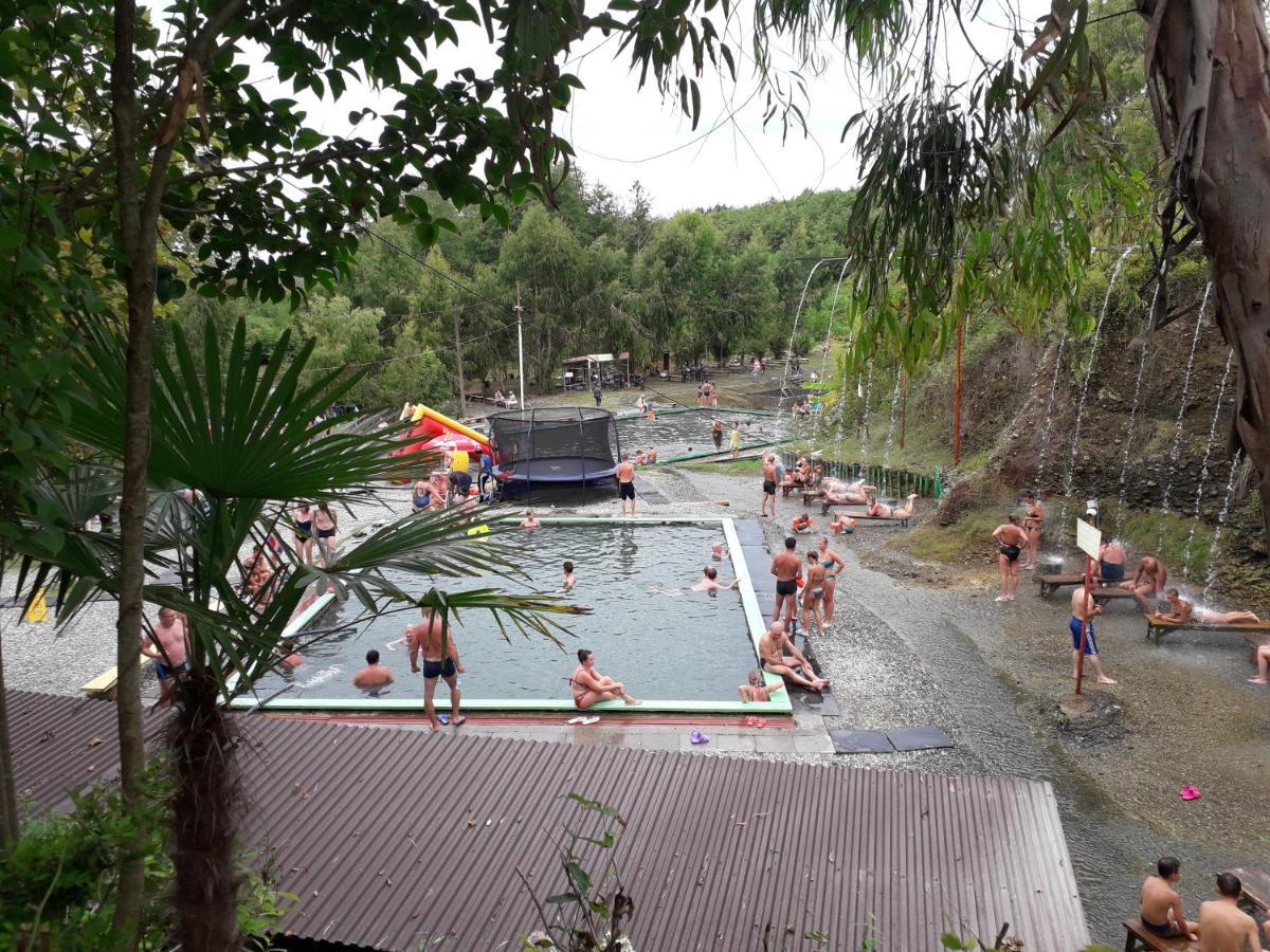 Guest House Polnaya Chasha ออชัมชีรา ภายนอก รูปภาพ