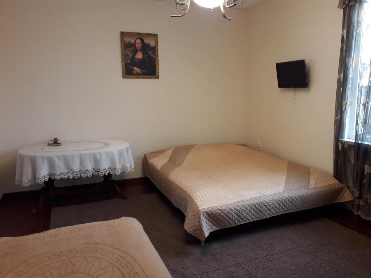 Guest House Polnaya Chasha ออชัมชีรา ภายนอก รูปภาพ